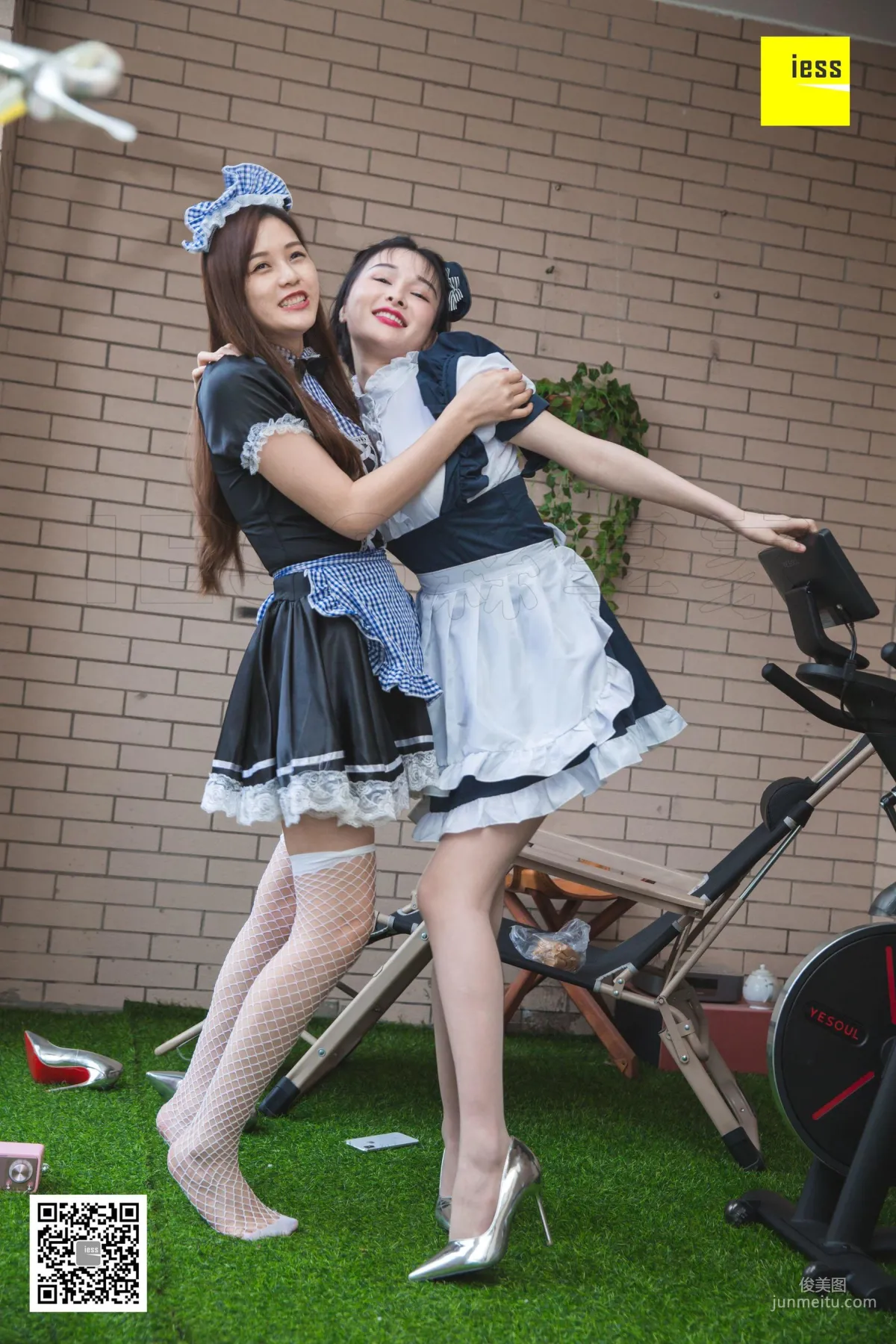 模特九妹&夢夢 《雙生女仆2》[異思趣向IESS] 寫真集 71
