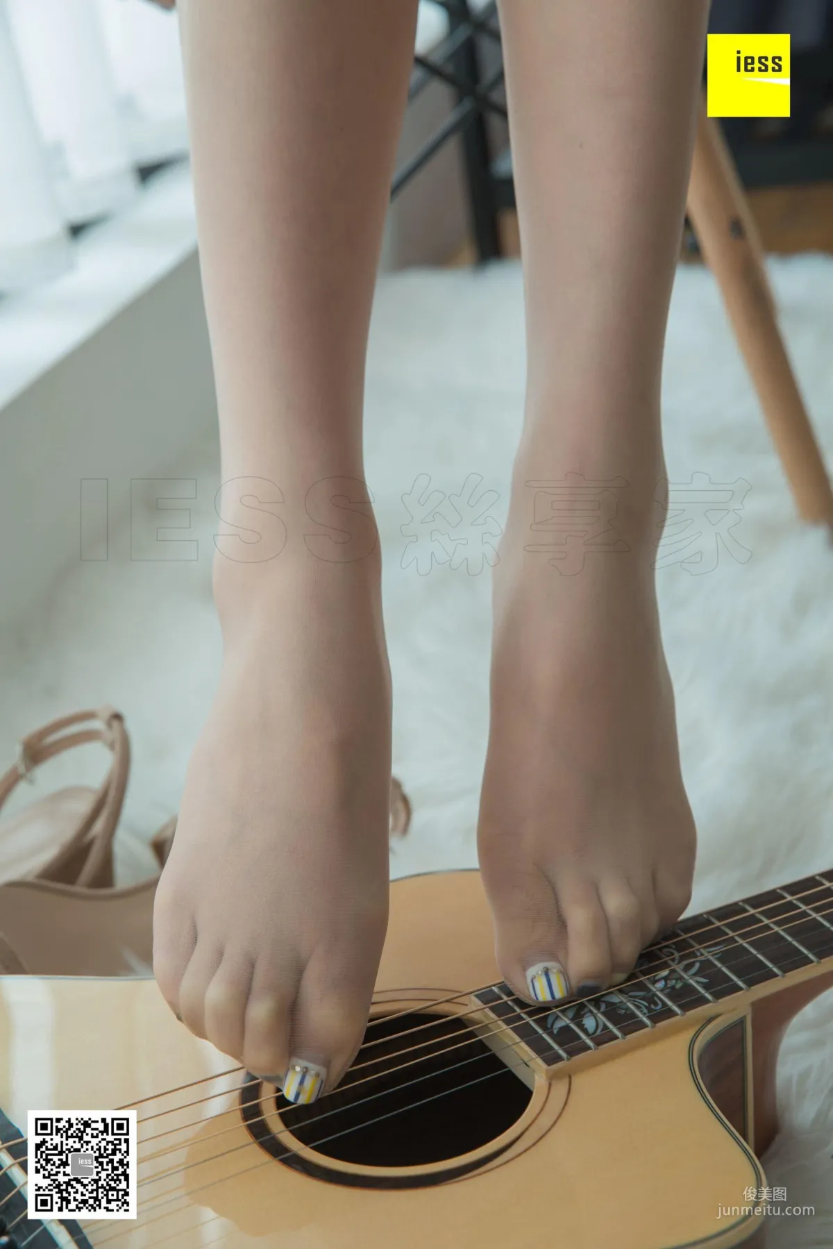 模特曦然 《我的女同事會彈琴》[異思趣向IESS] 寫真集 60