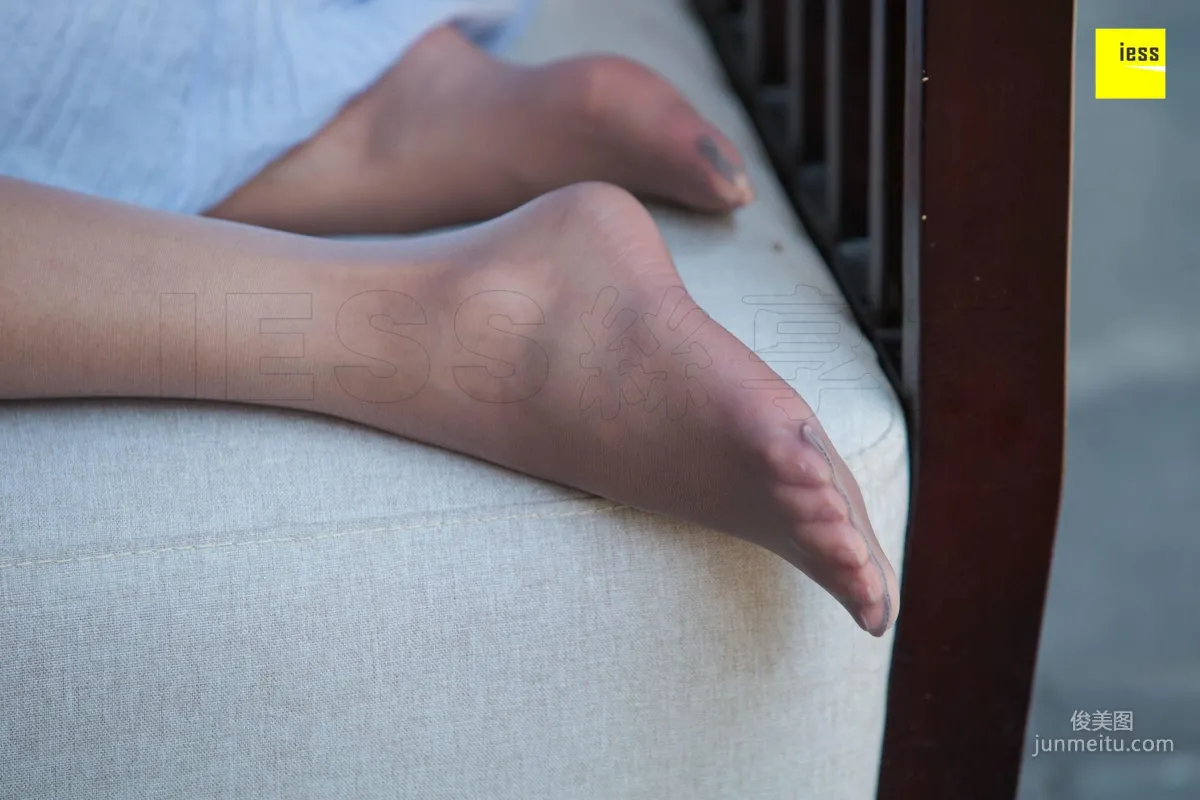 模特婉萍 《婉萍素雅風灰絲》[異思趣向IESS] 寫真集 10