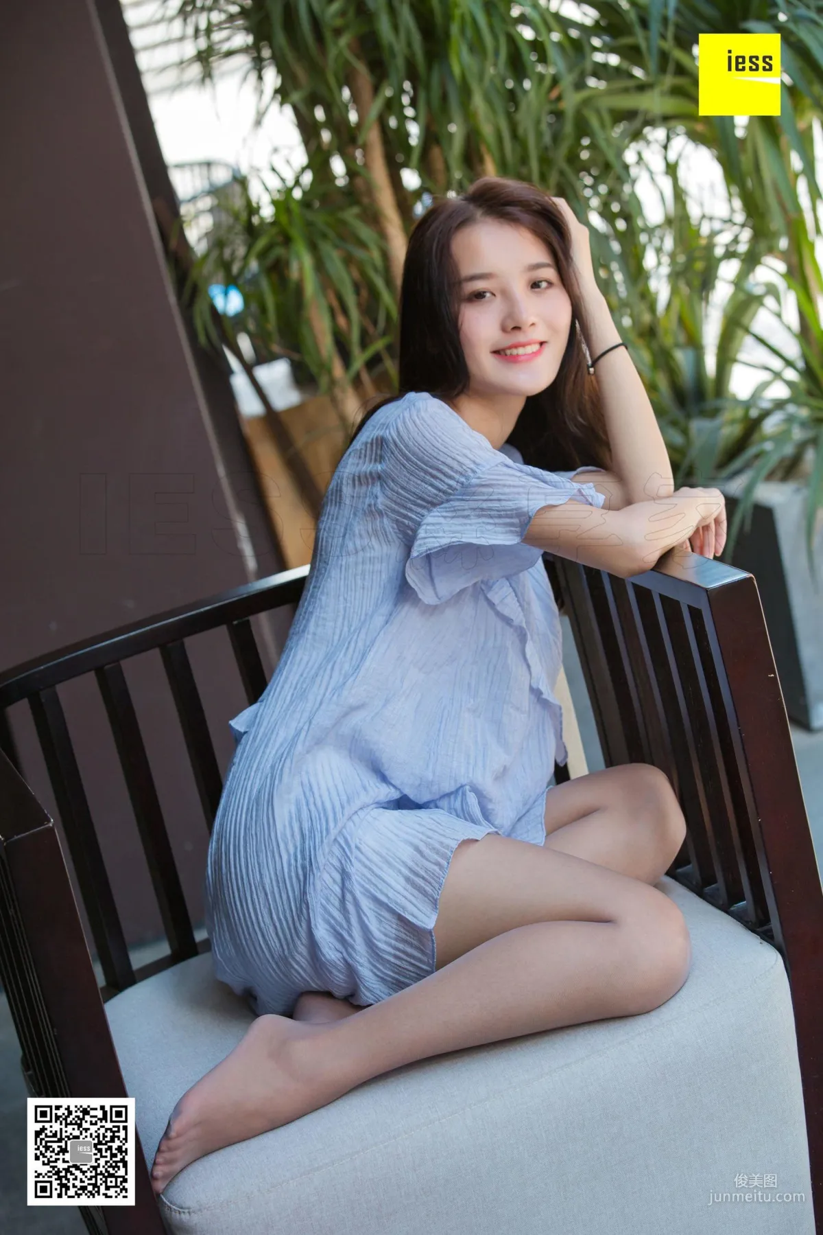 模特婉萍 《婉萍素雅風灰絲》[異思趣向IESS] 寫真集 18
