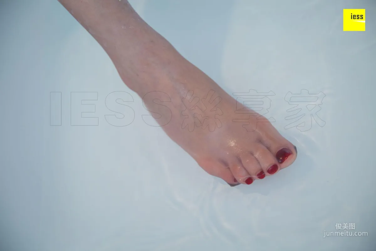 模特七七《拖鞋與高跟鞋》 [異思趣向IESS] 寫真集 60