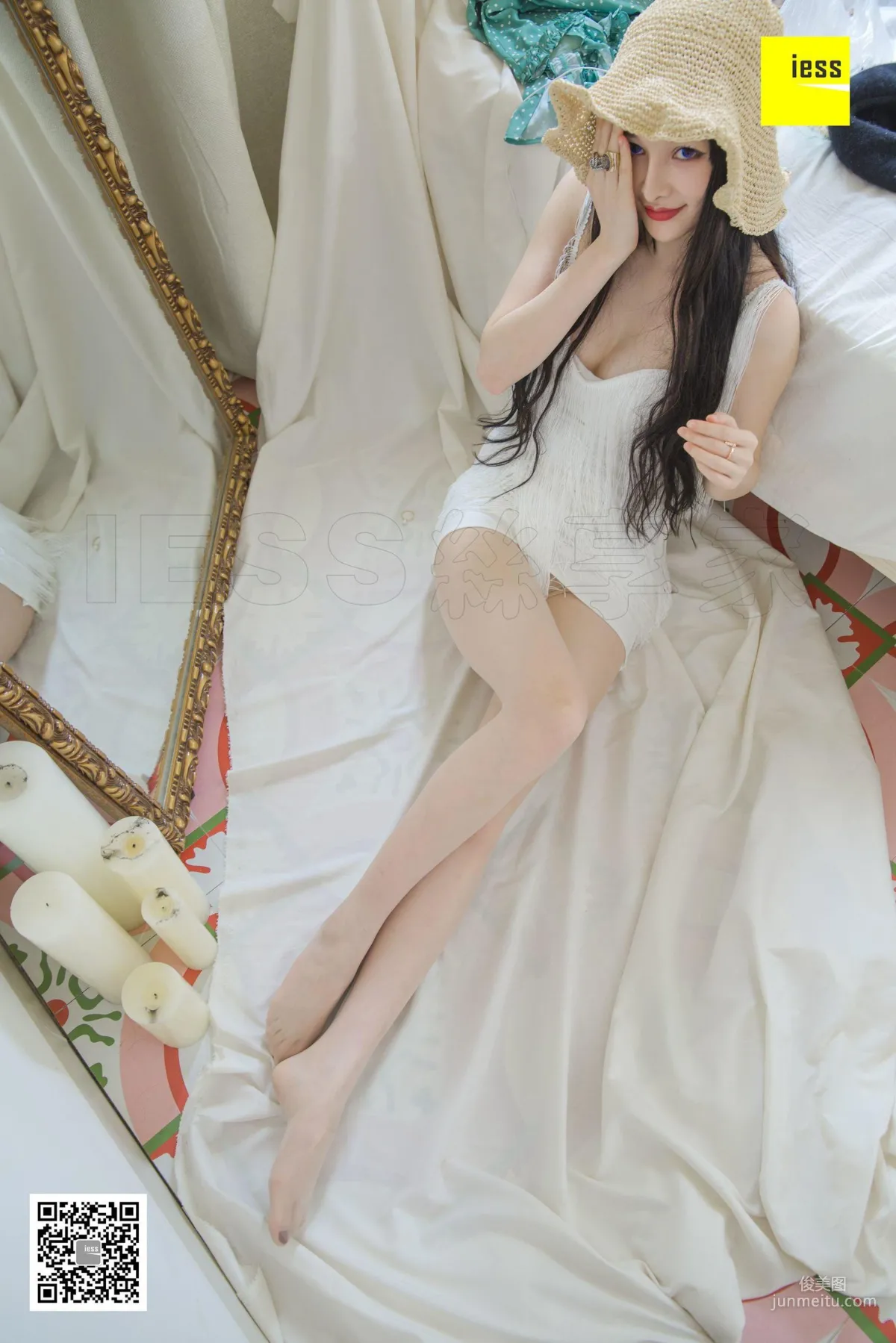 模特夢夢《夢夢的夢幻魔鏡》 [異思趣向IESS] 寫真集 10