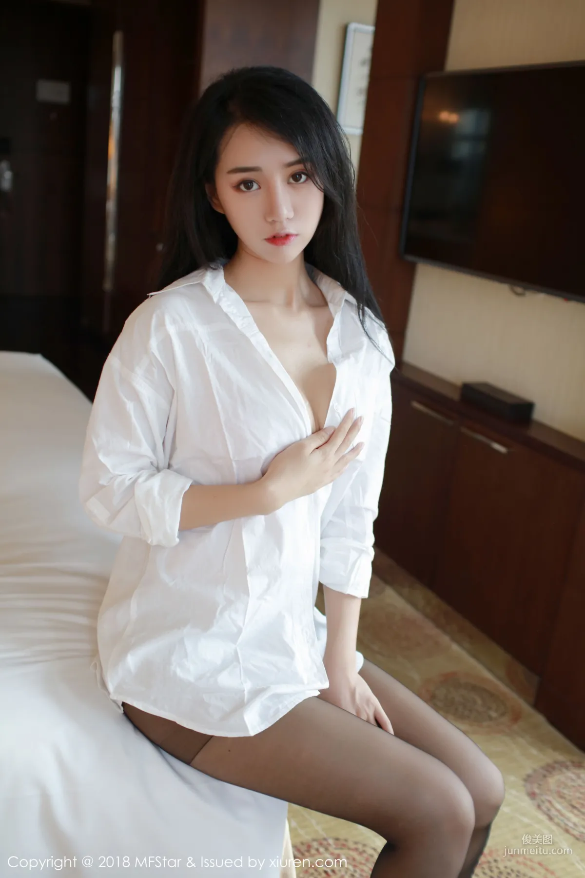 白子嫣nicky《絲襪美腿誘惑》 [模範學院MFStar] Vol.156 寫真集 4