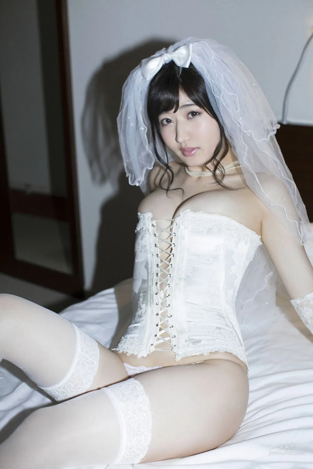 月城まゆ/月城麻由《Peach Hip Girl》 [YS-Web] Vol.784 寫真集 57