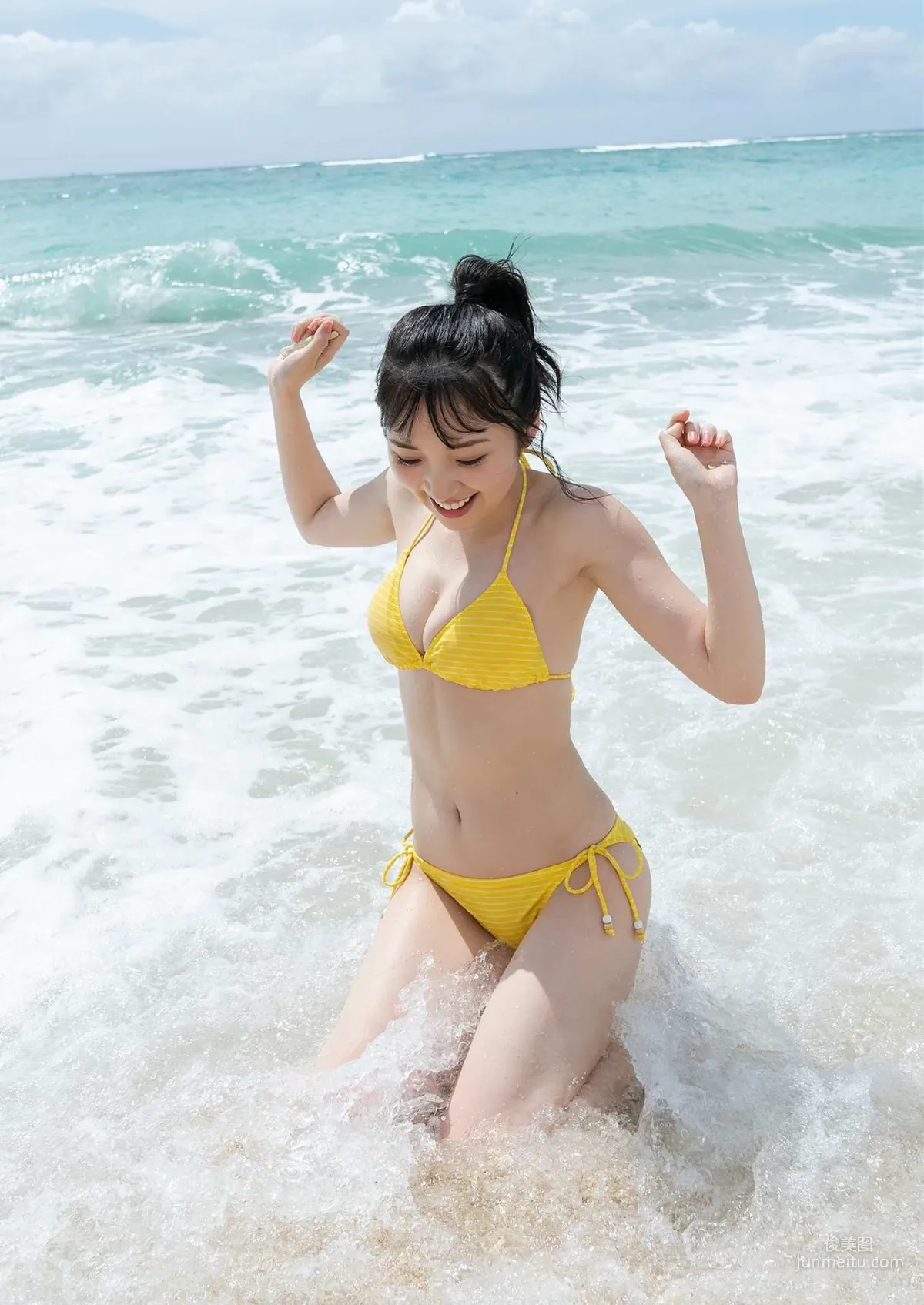 日本組合Pyxis (伊藤美來&豐田萌繪)「POP&CUTE！」寫真集 9