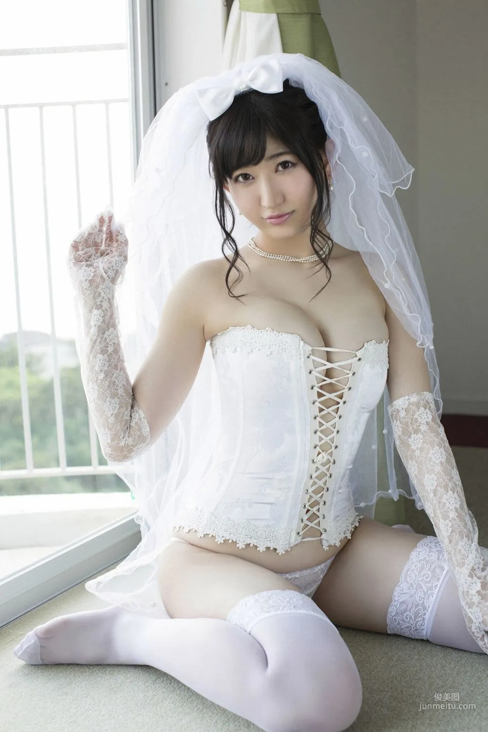 月城まゆ/月城麻由《Peach Hip Girl》 [YS-Web] Vol.784 寫真集 47