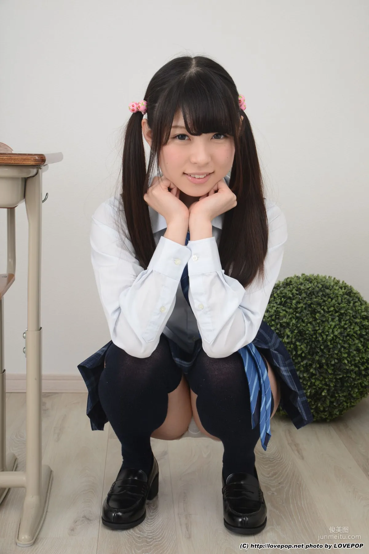 あおいれな/葵玲奈《Sausage licking uniform shirt - PPV》 [LOVEPOP] 寫真集 13