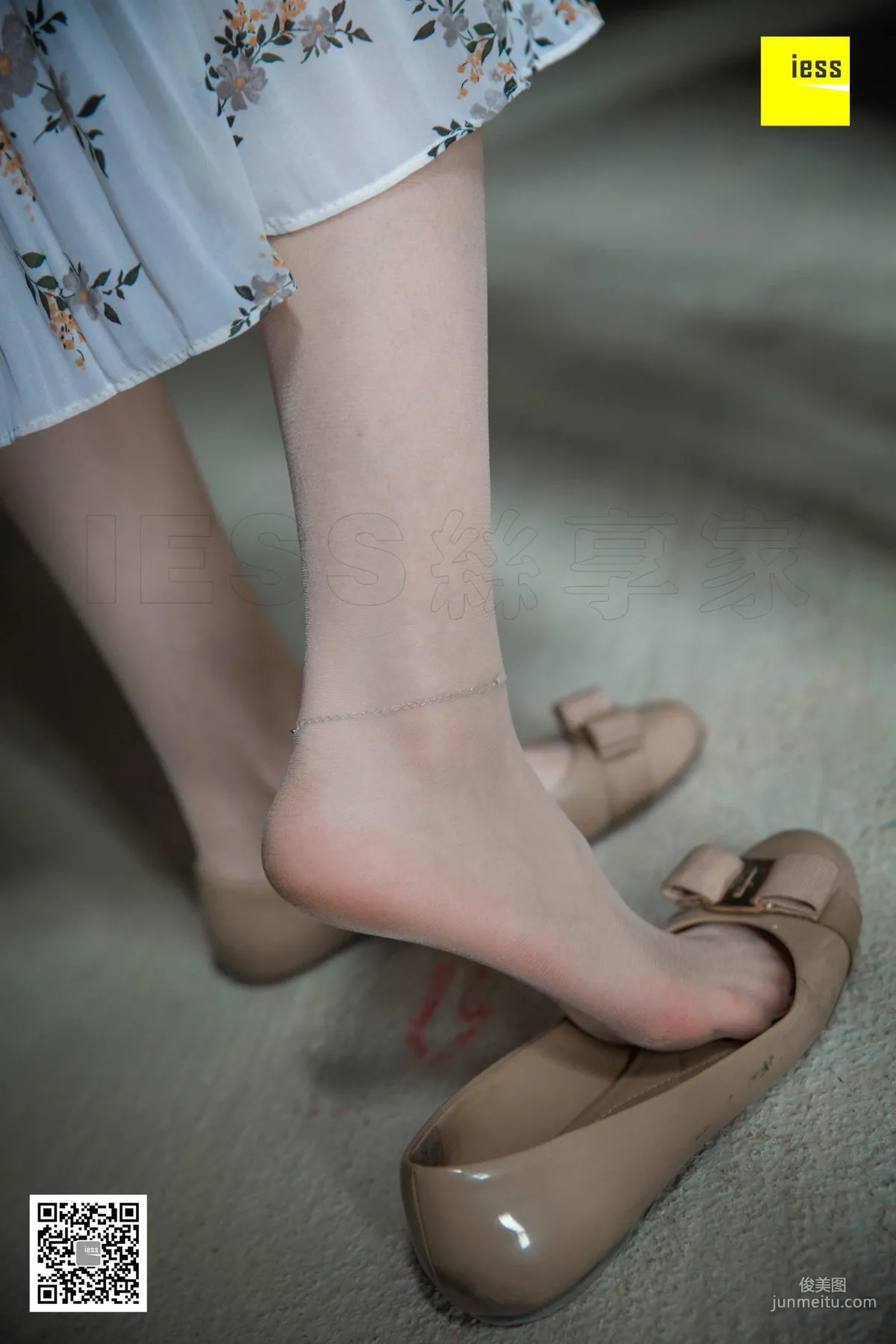 模特雲芝《銷售的肉絲女客戶》 [異思趣向IESS] 寫真集 52