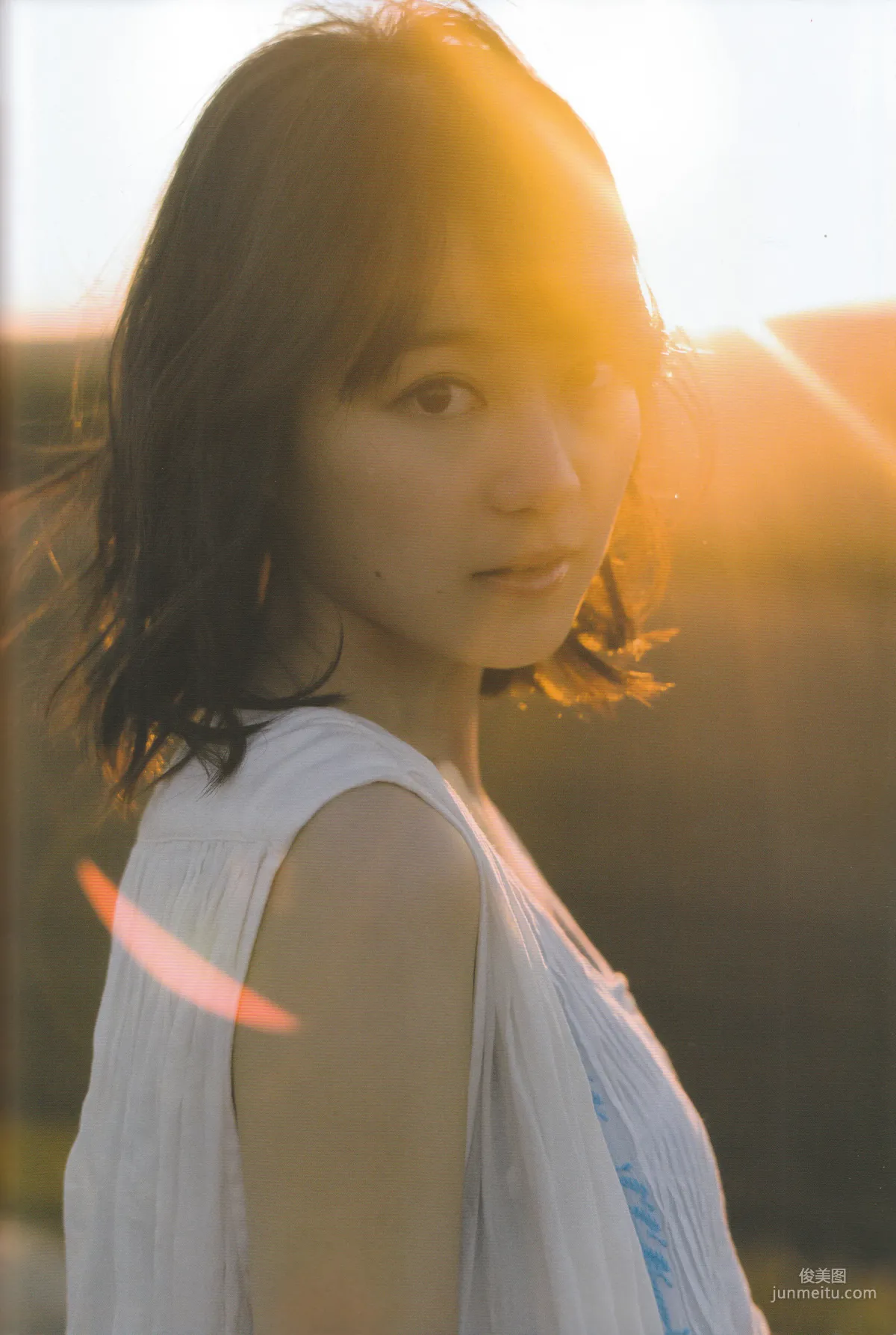 生田絵梨花『転調』1st寫真集 86