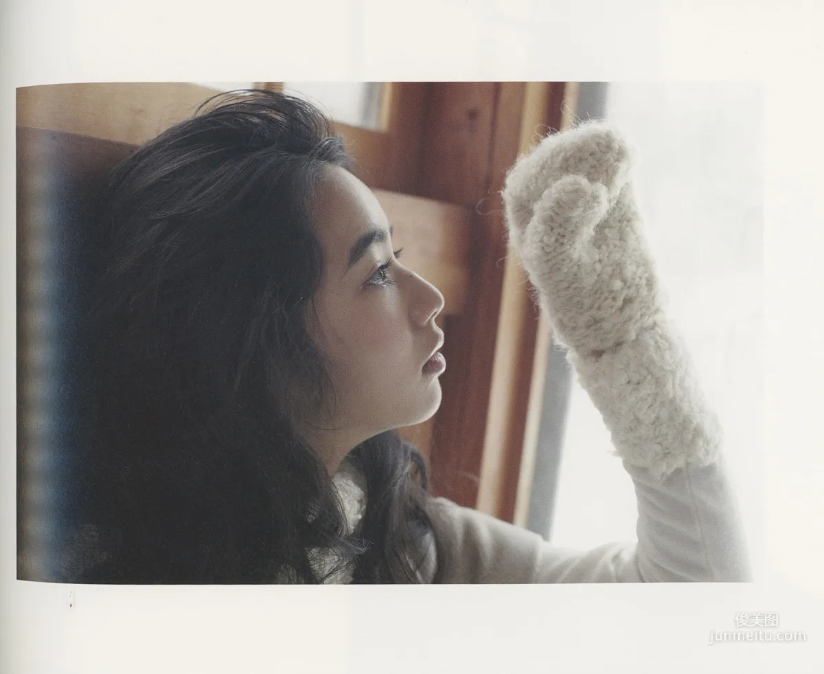 小松菜奈 《雪國》 高清掃描圖 14
