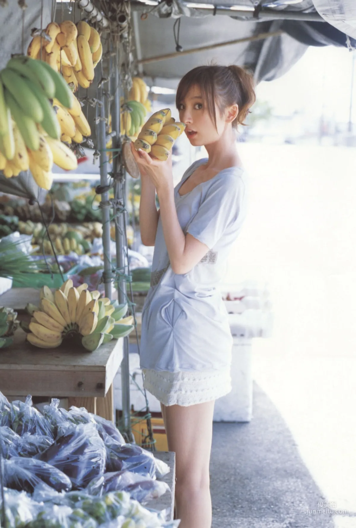 篠田麻里子 《Pendulum》 写真集60