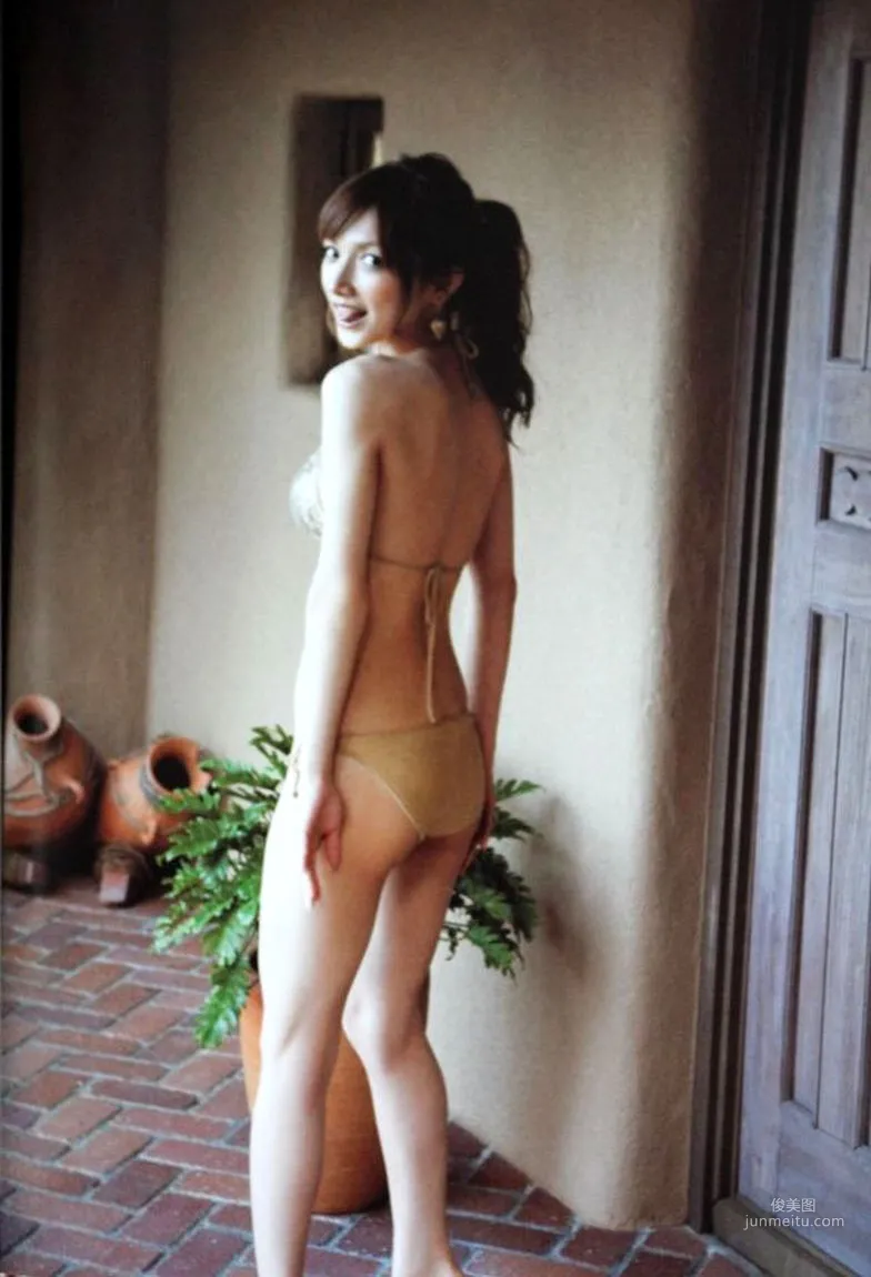 後藤真希 《Maki Goto ~ Go To Natura》寫真集 47