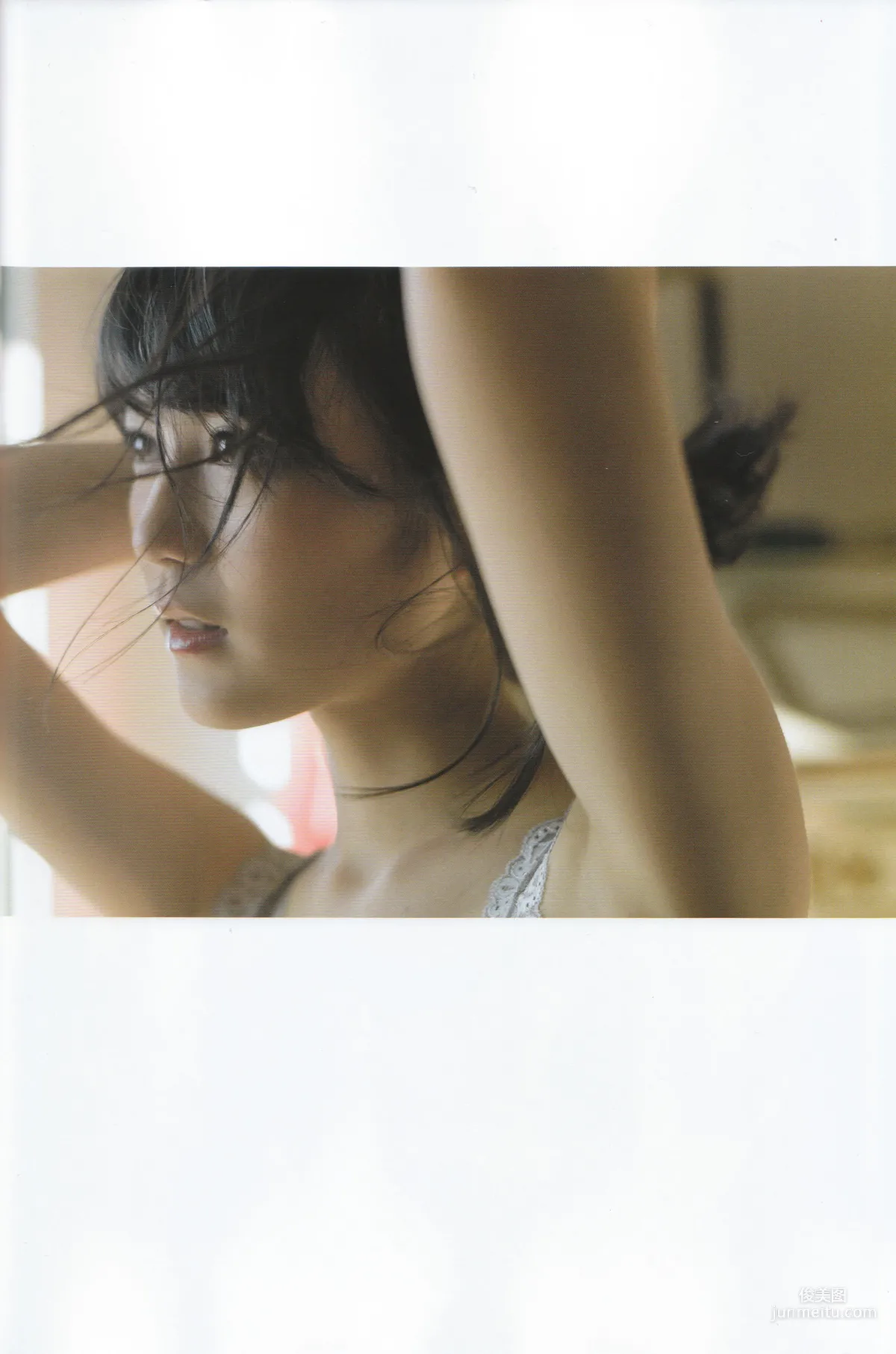 生田絵梨花『転調』1st寫真集 74