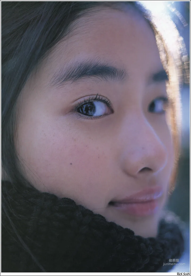 石原裡美「16歳 至上の原石」 寫真集 63