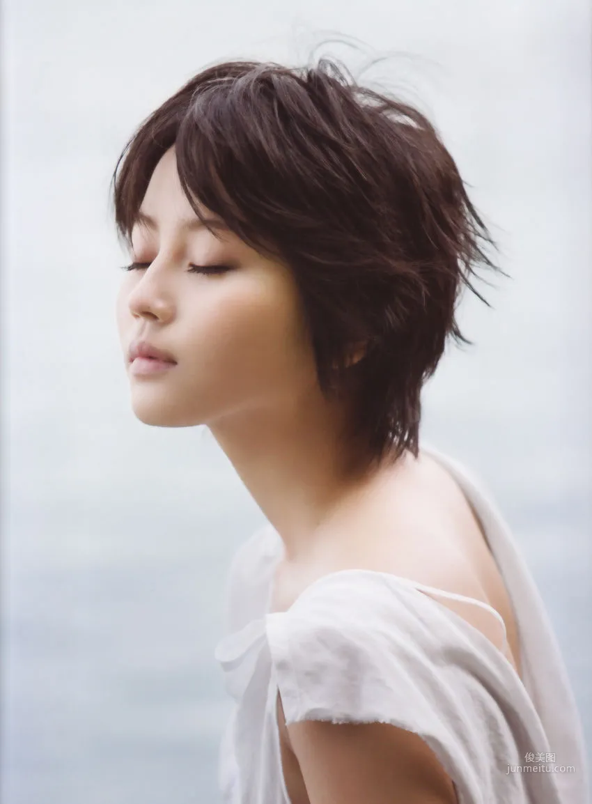 堀北真希 「S」写真集3