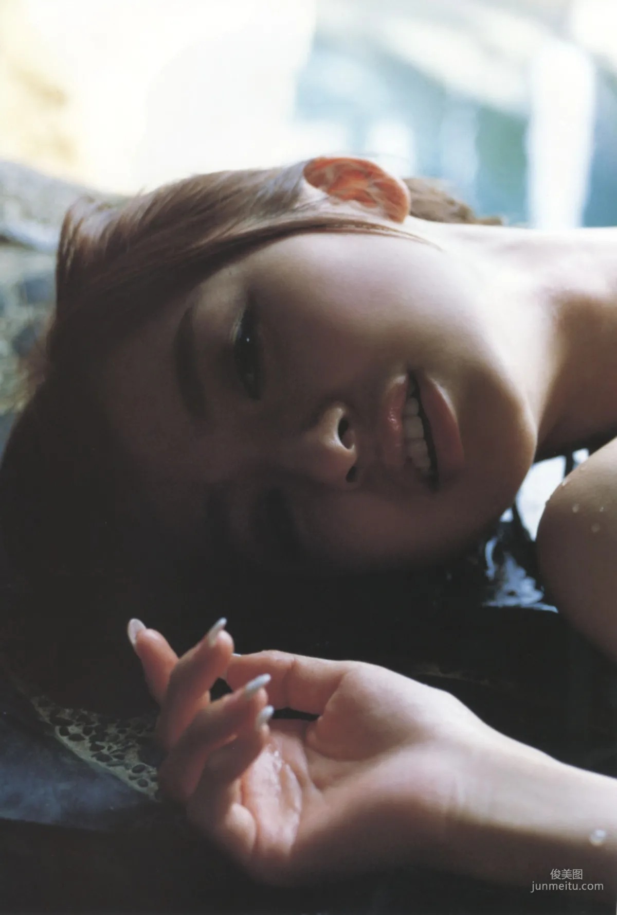 篠田麻里子 《Pendulum》 写真集77