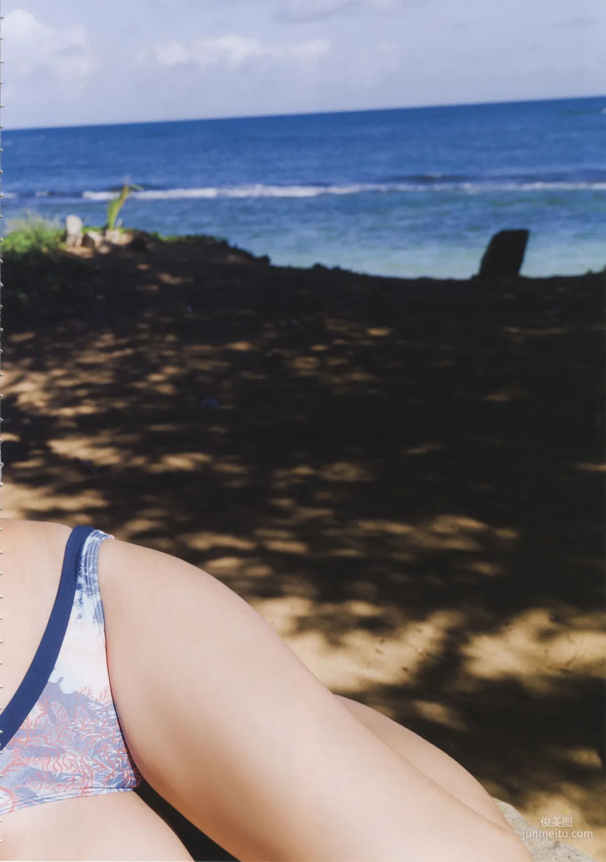 浅川梨奈《なないろ [HQ]》  ファースト写真集22