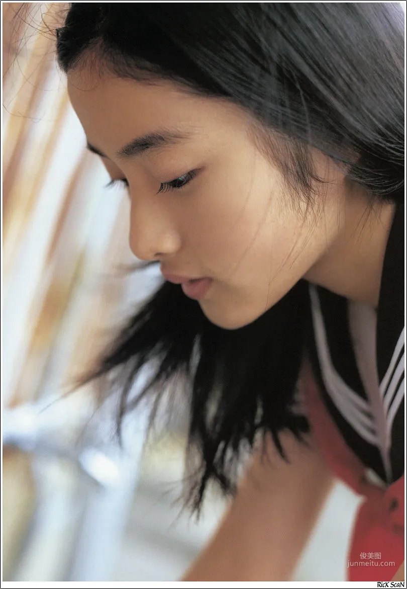 石原裡美「16歳 至上の原石」 寫真集 121