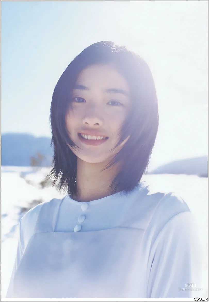 石原裡美「16歳 至上の原石」 寫真集 108