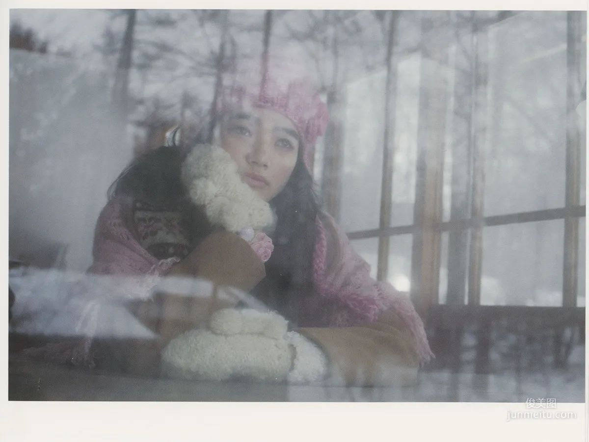 小松菜奈 《雪國》 高清掃描圖 19
