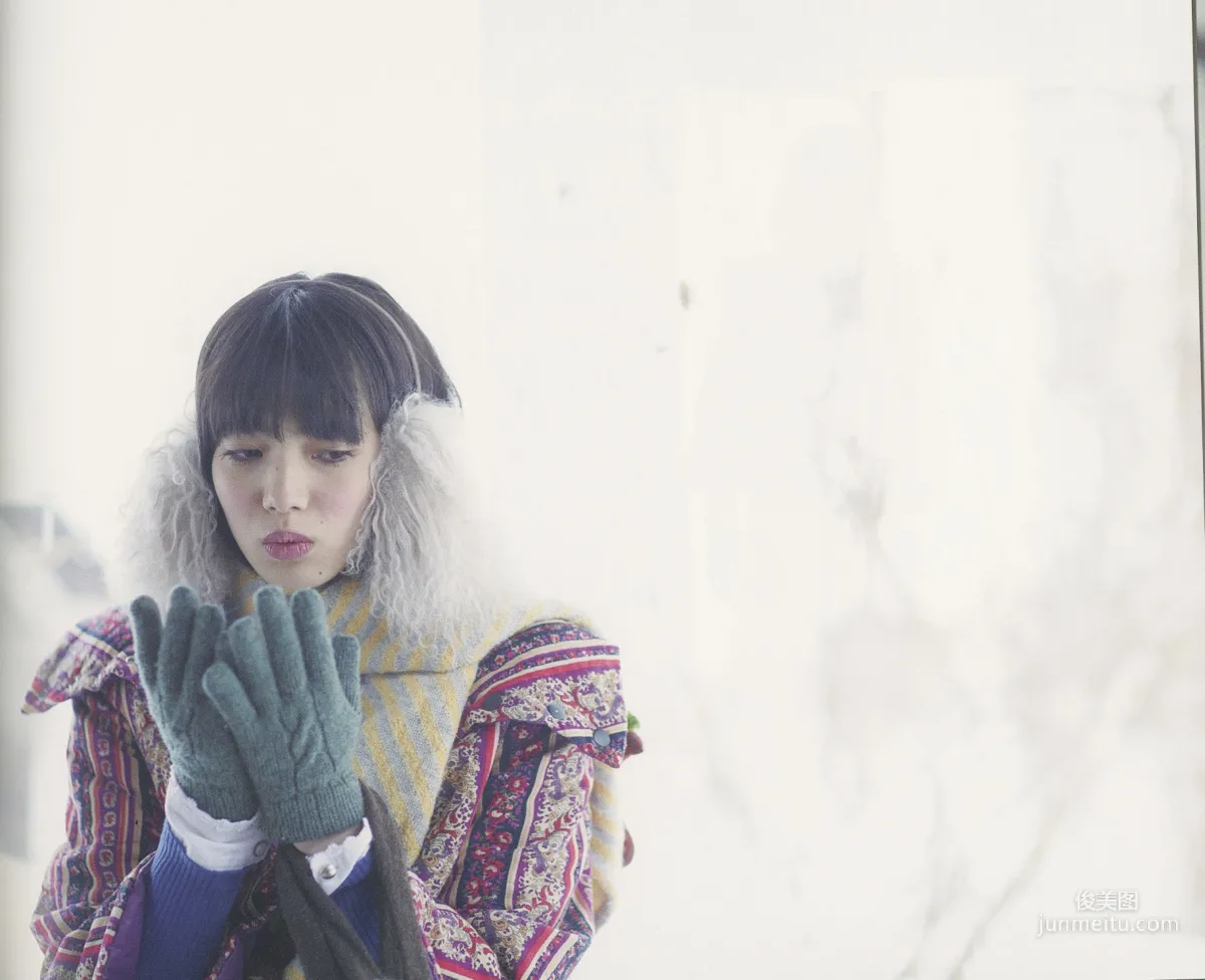小松菜奈 《雪國》 高清掃描圖 28