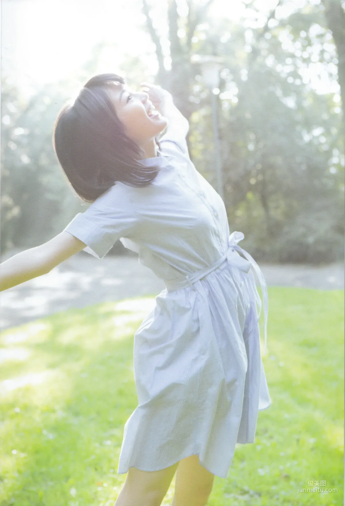 生田絵梨花『転調』1st寫真集 8