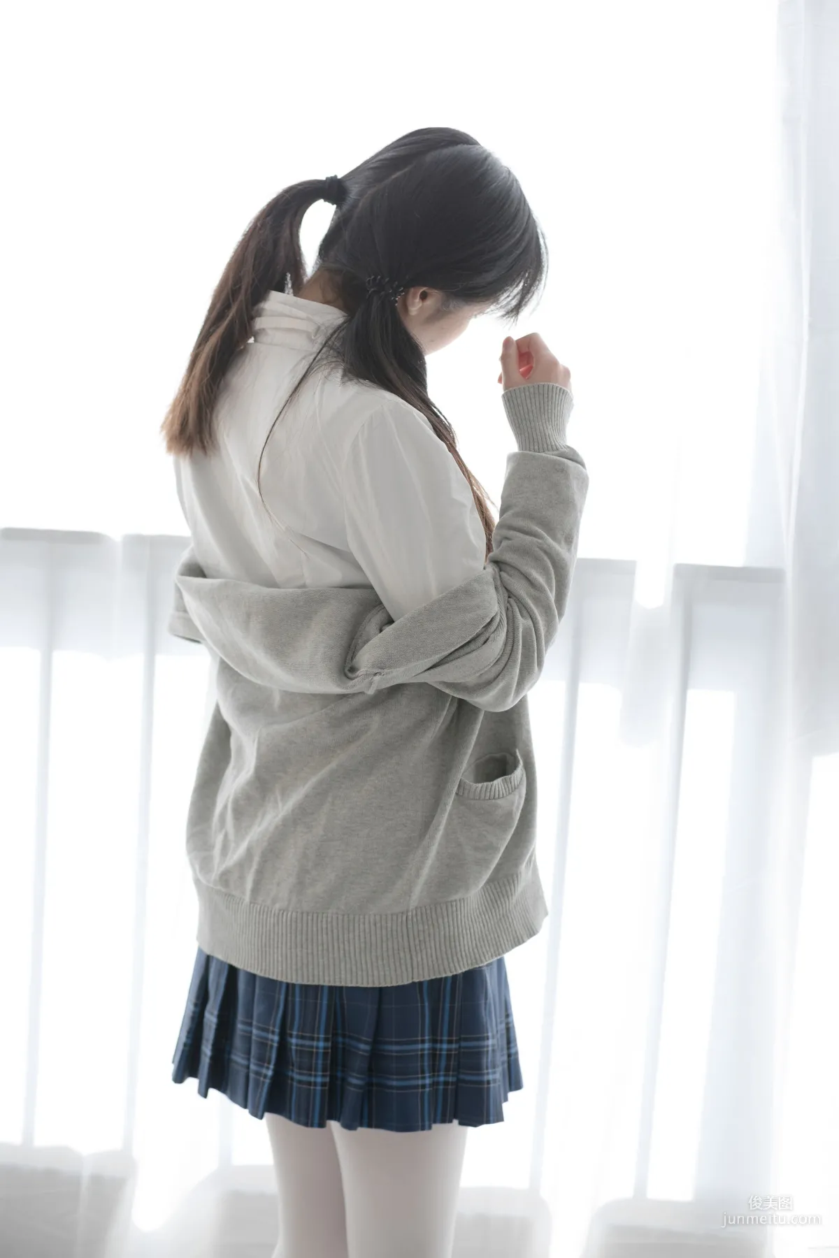 《心中的白丝》 [森萝财团] R15-047 写真集23