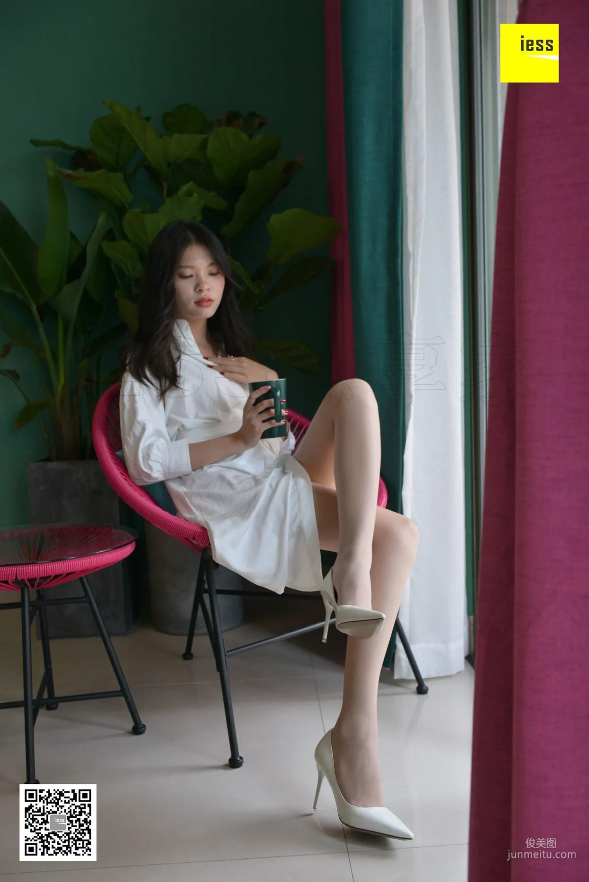 模特七七 《七七的仙女白裙》 [異思趣向IESS] 寫真集 23