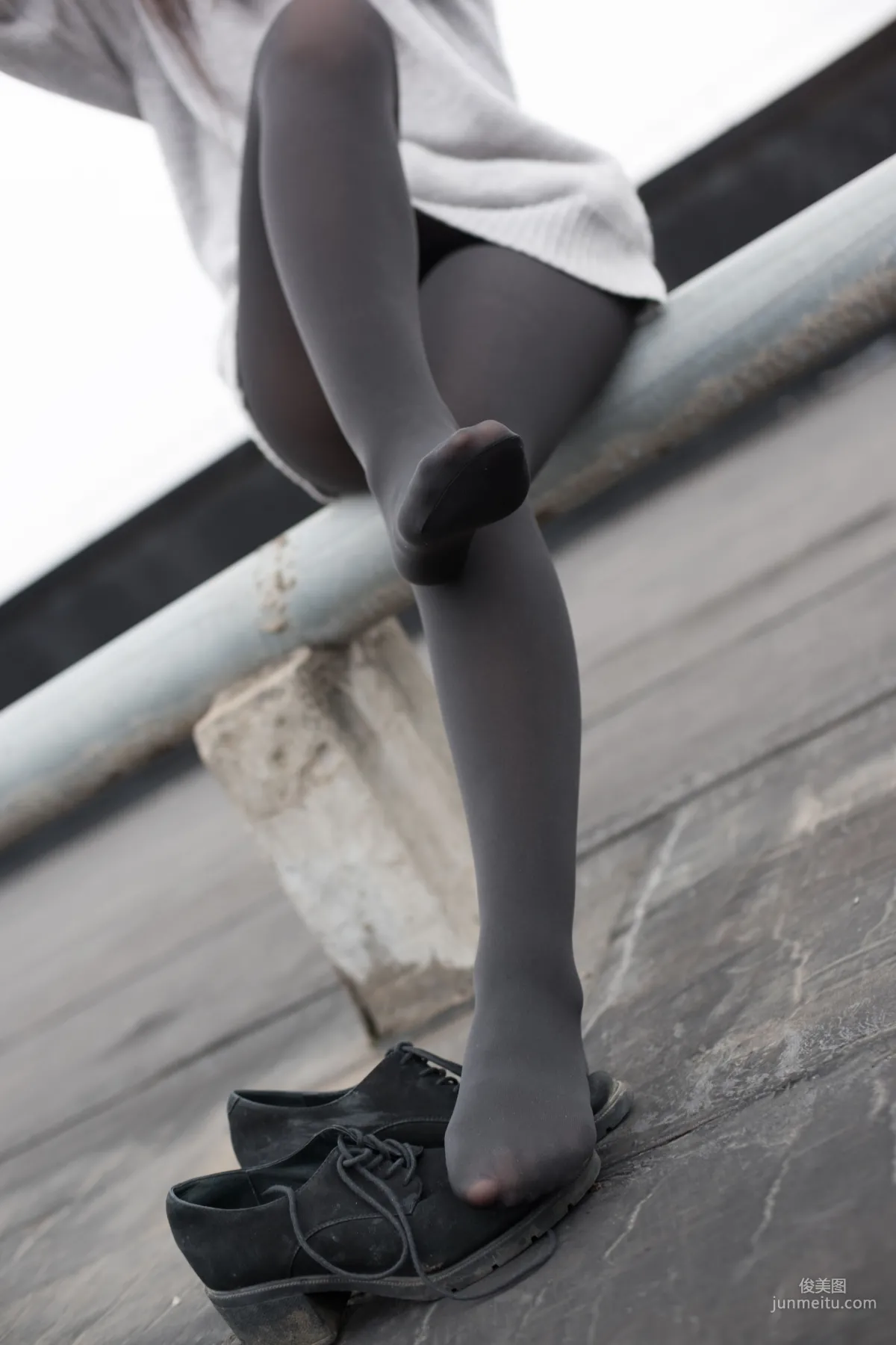 《楼梯间的黑丝小妹》 [森萝财团] BETA-007 写真集10