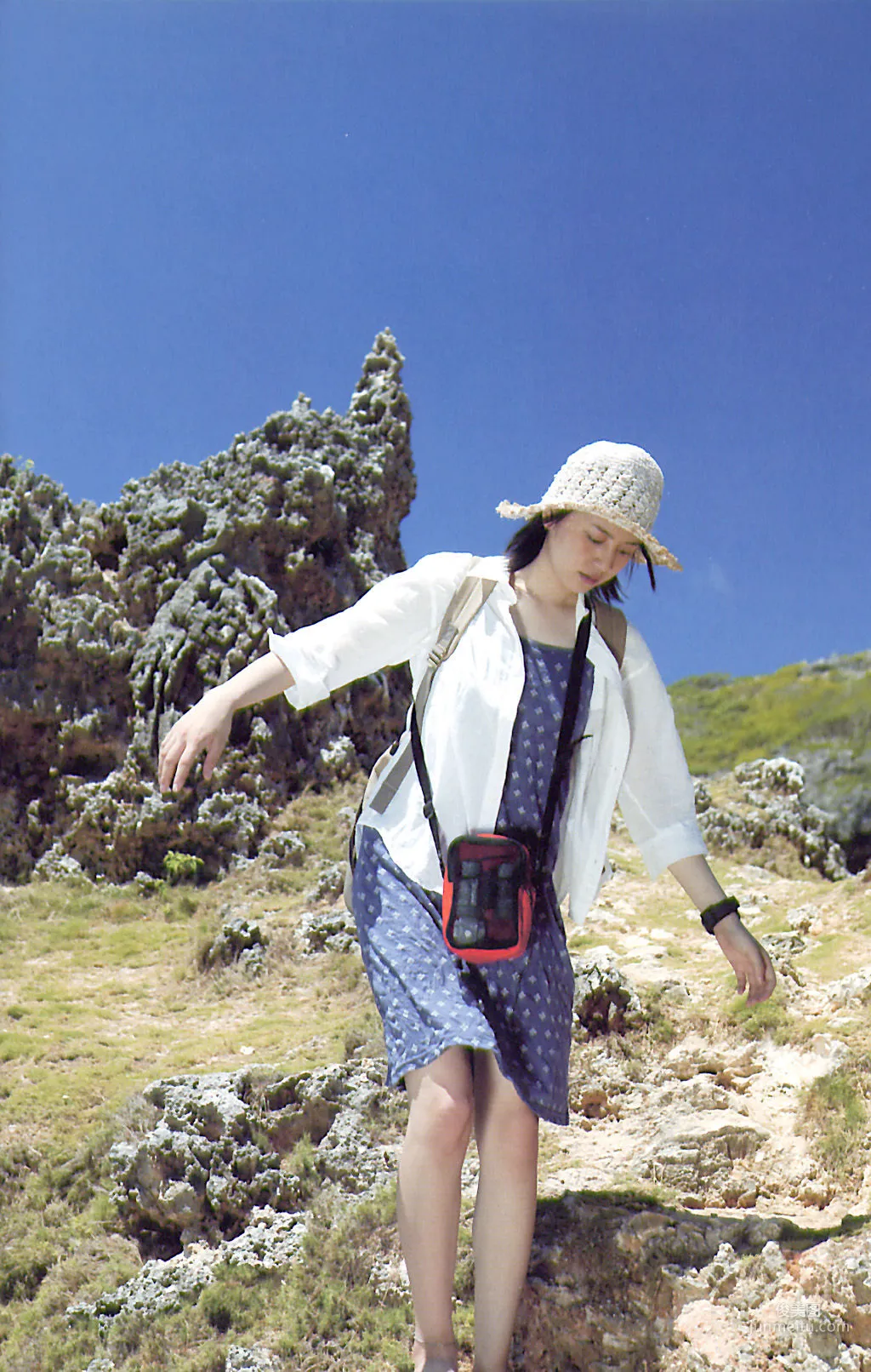 长泽雅美 「Summertime Blue」写真集19