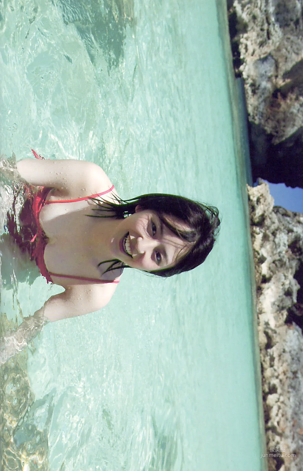 长泽雅美 「Summertime Blue」写真集31