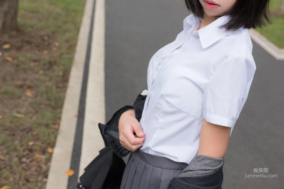 《学妹户外肉丝美足》 [森萝财团] BETA-008 写真集14