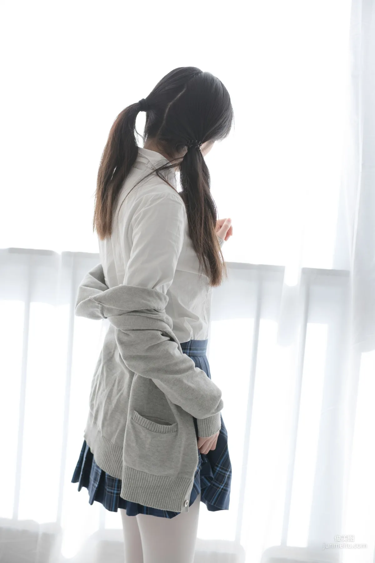 《心中的白丝》 [森萝财团] R15-047 写真集24