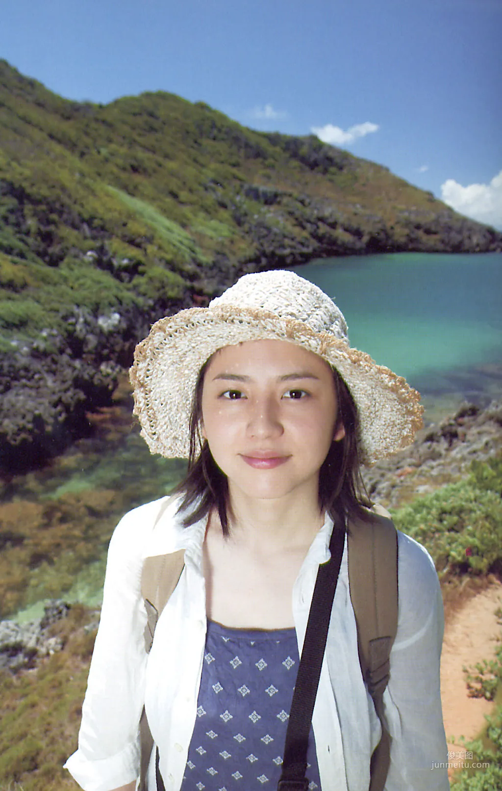 长泽雅美 「Summertime Blue」写真集20