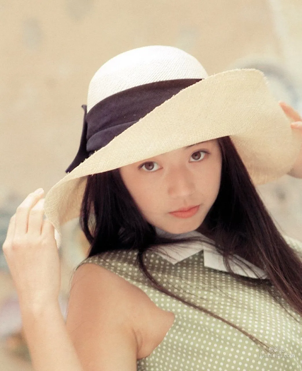 高岡早紀 《COVER ROMANCERO》寫真集 49