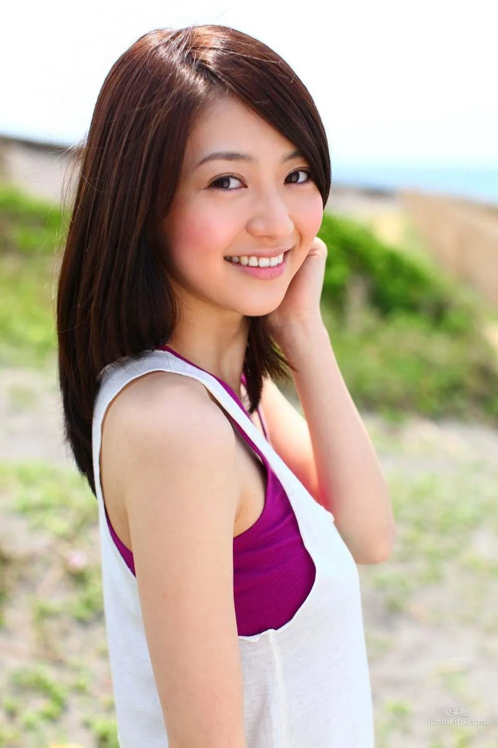 逢沢りな 《Colorful Days》 PB 写真集 2
