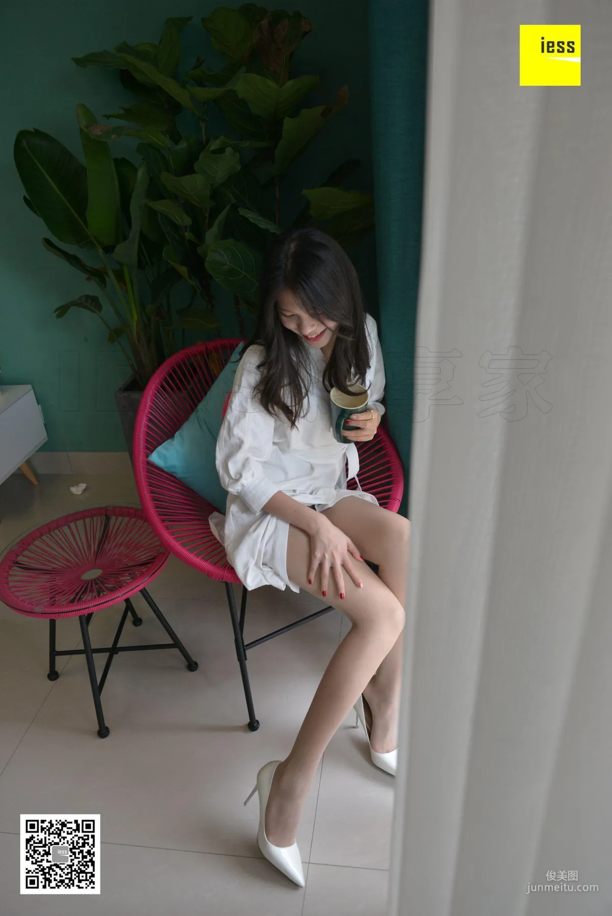 模特七七 《七七的仙女白裙》 [異思趣向IESS] 寫真集 3