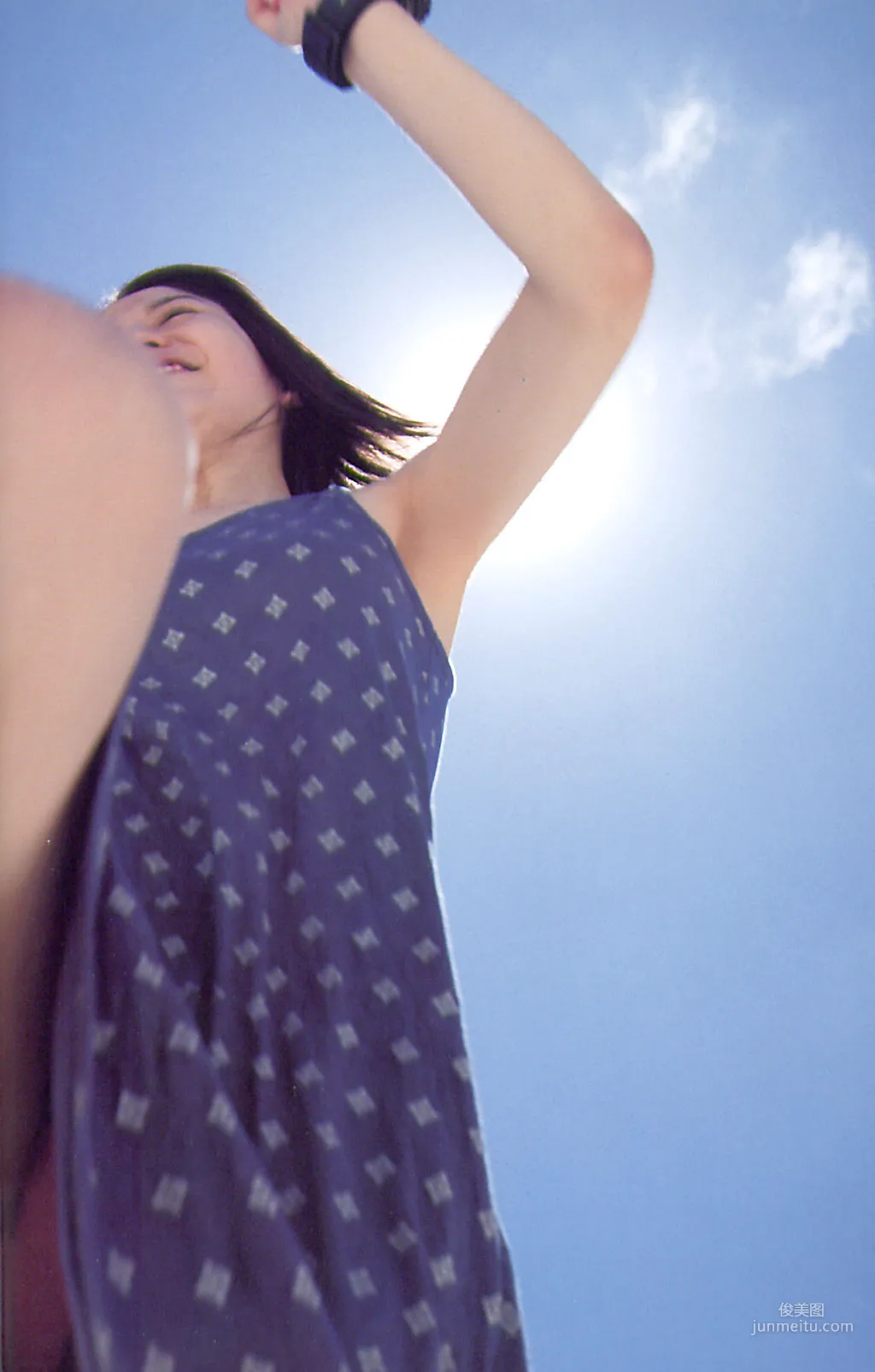 长泽雅美 「Summertime Blue」写真集23