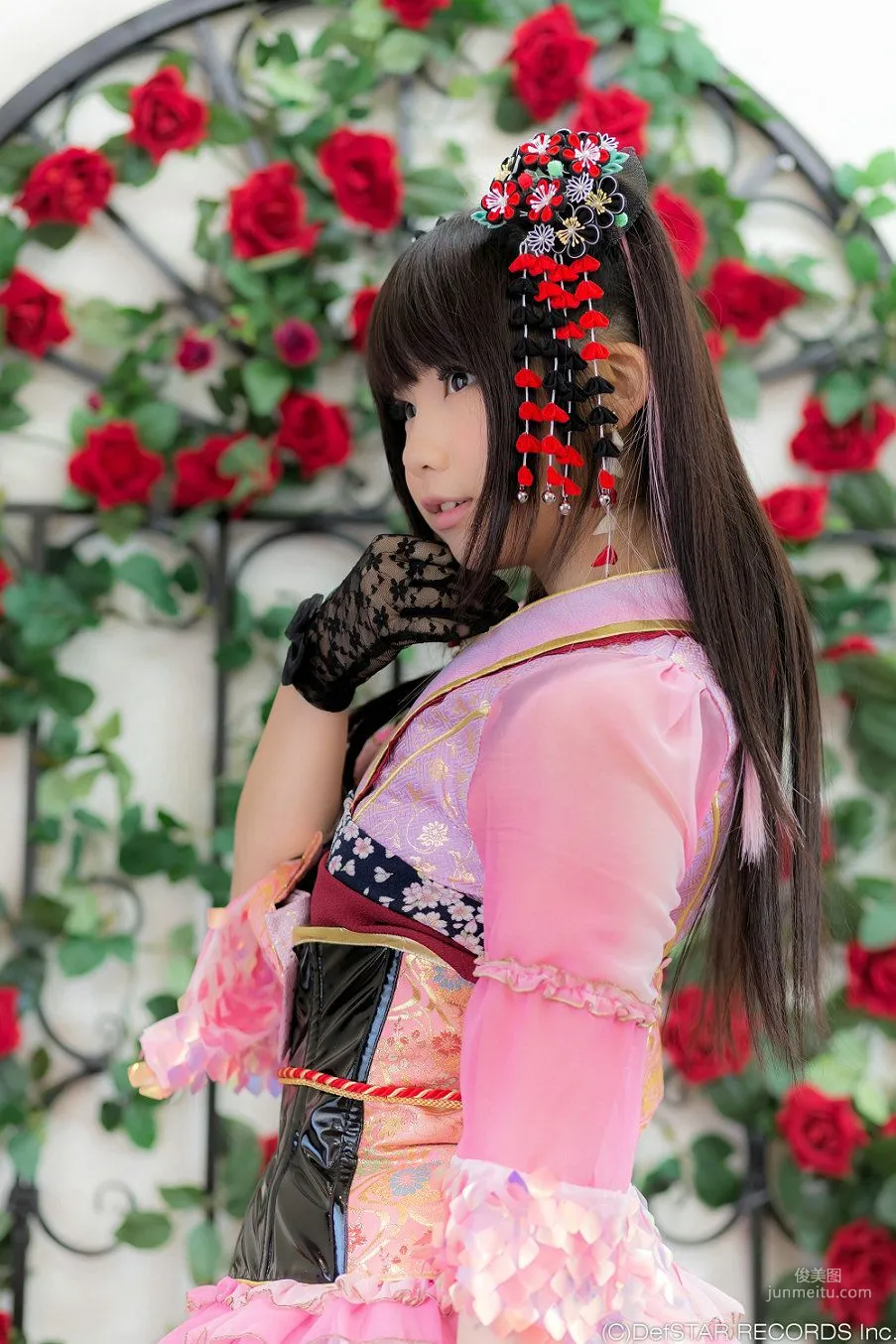えなこ 《Panache三人组 リインカーネーション衣装》 写真集69
