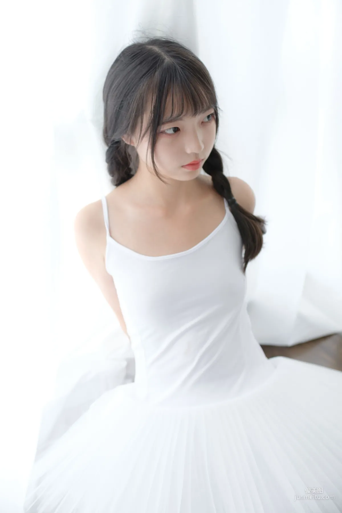 《白丝萝莉少女》 [森萝财团] X-042 1