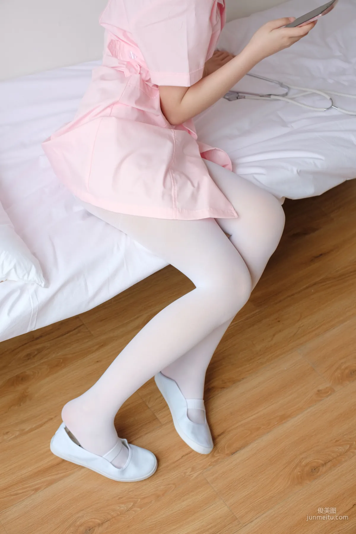 《护士妹妹穿白丝》 [森萝财团] X-021 写真集7