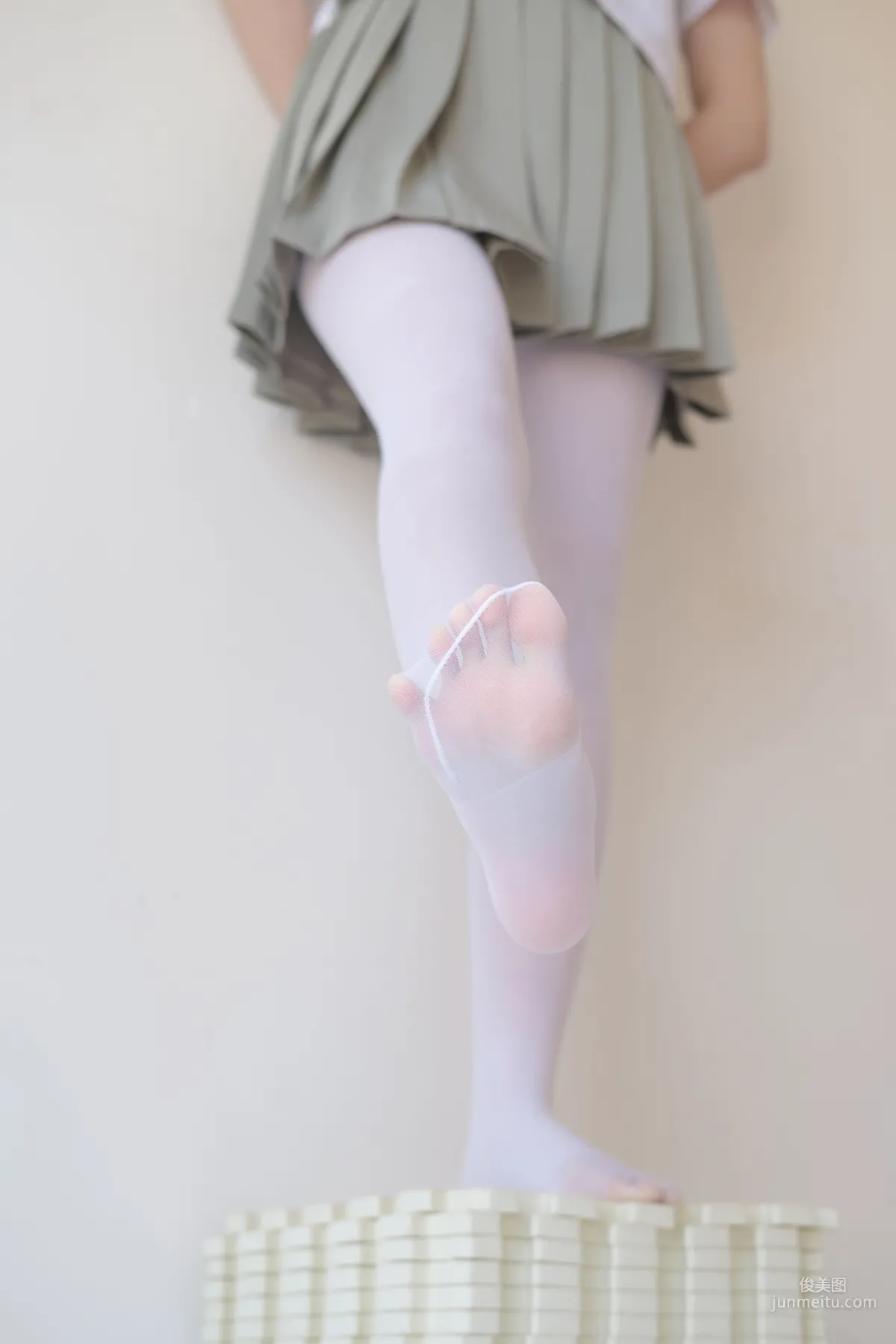《白丝纯情》 [森萝财团] X-016 写真集75