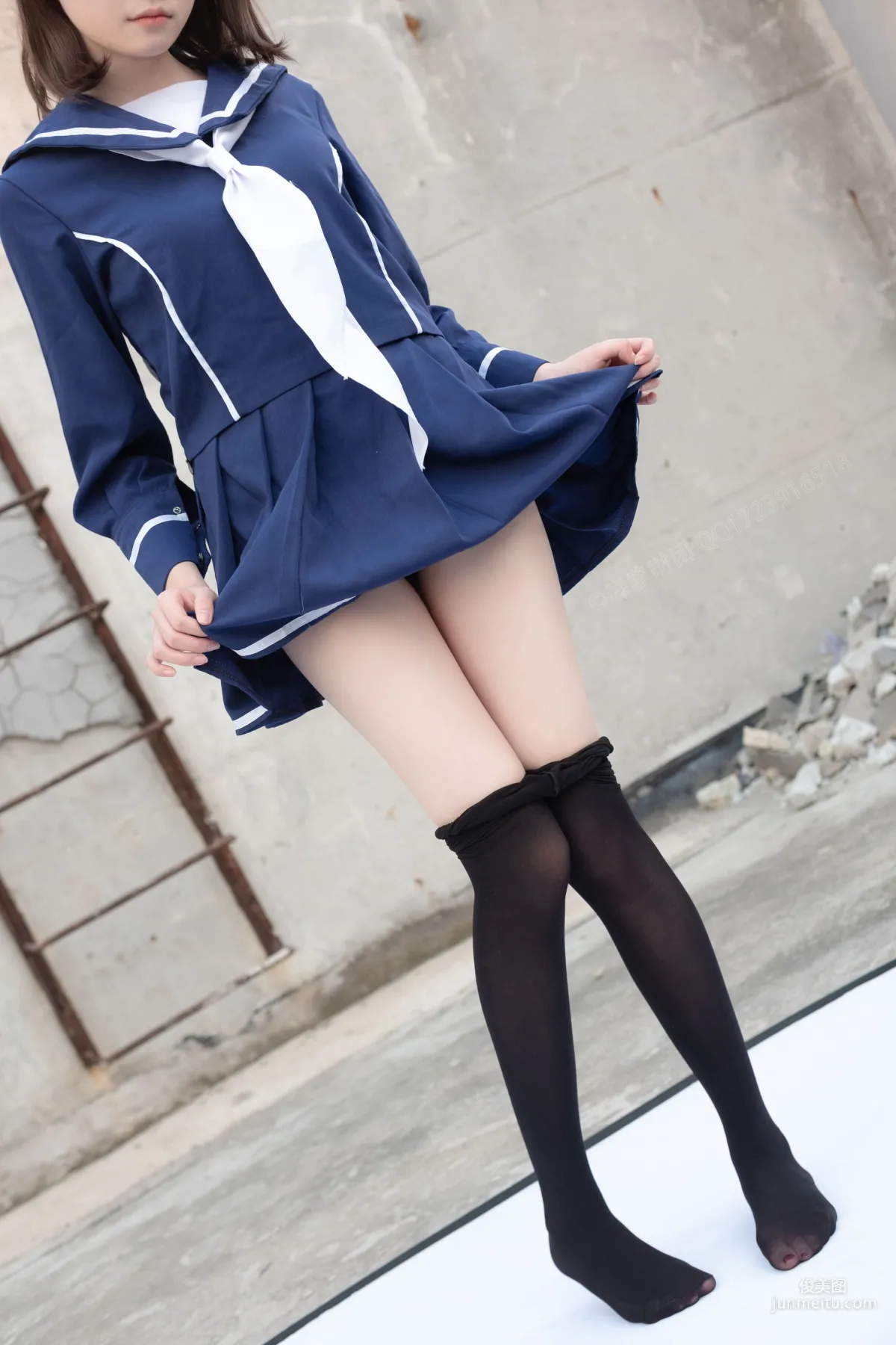 《天台黑丝水手服》 [森萝财团] X-043 写真集96