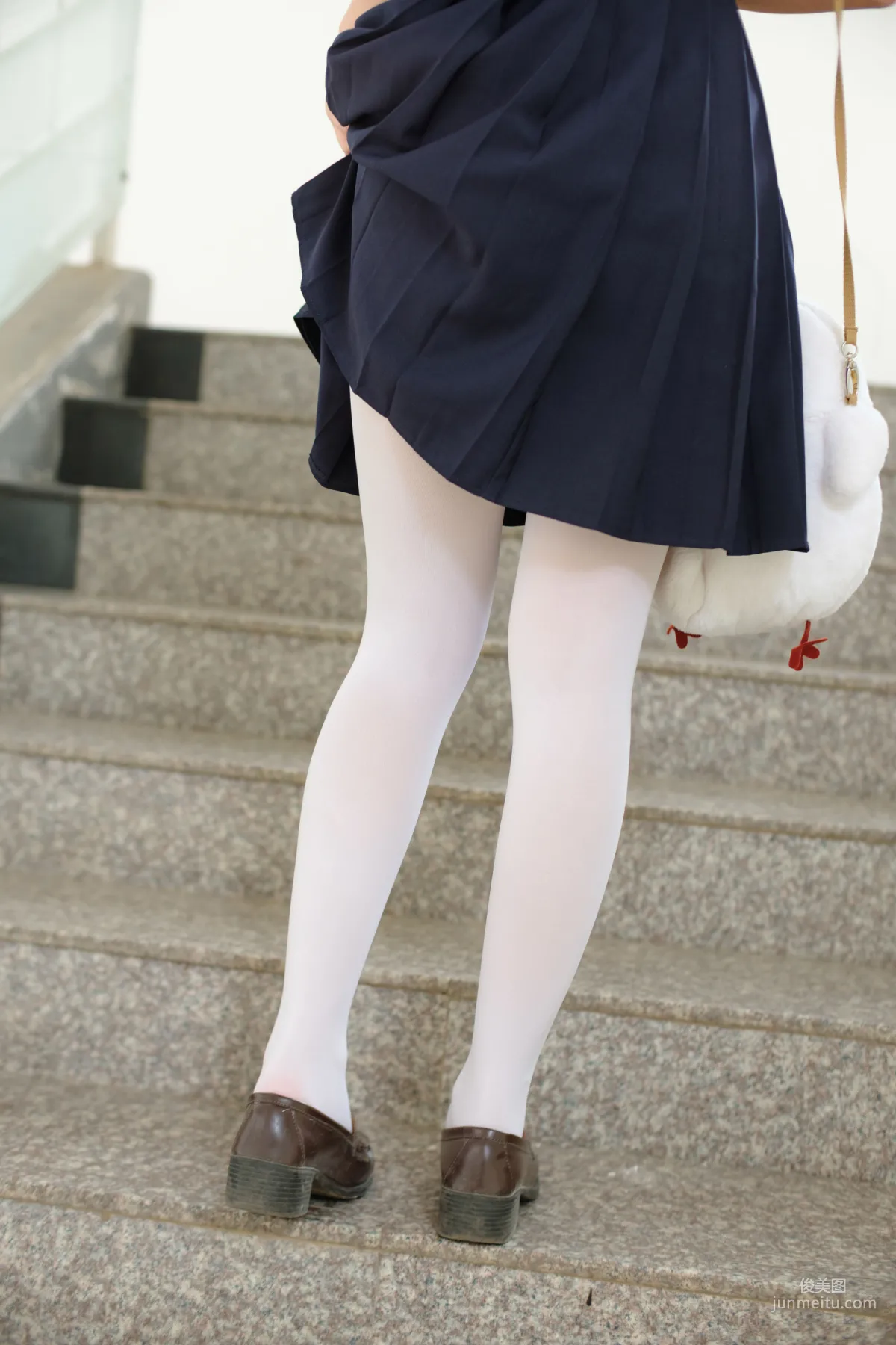 《教室JK白丝》 [森萝财团] X-027 写真集4