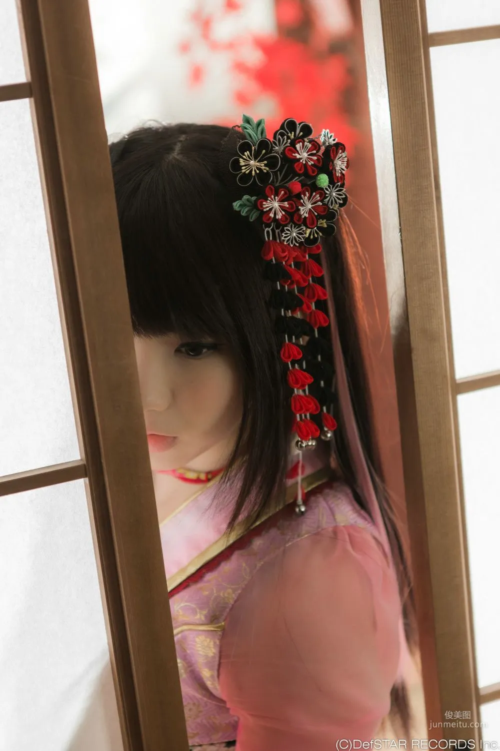 えなこ 《Panache三人組 リインカーネーション衣裝》 寫真集 38
