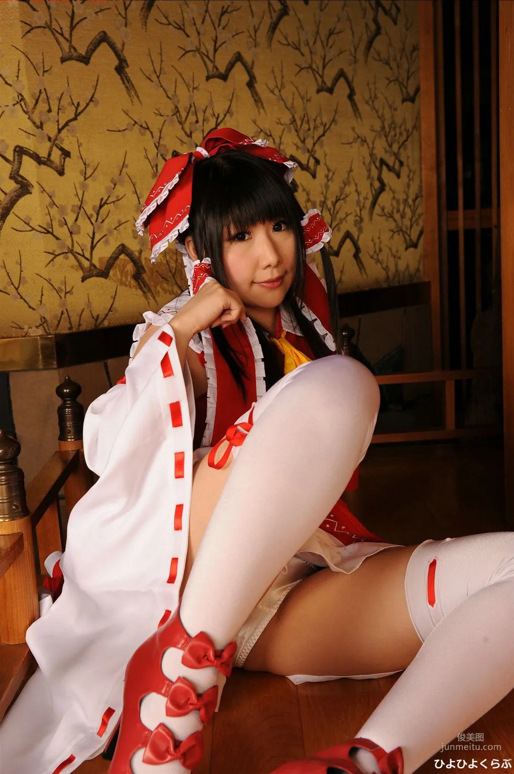 丹雫ひよ《東方Project》Hakurei Reimu [HiyoHiyo Club] 寫真集 18