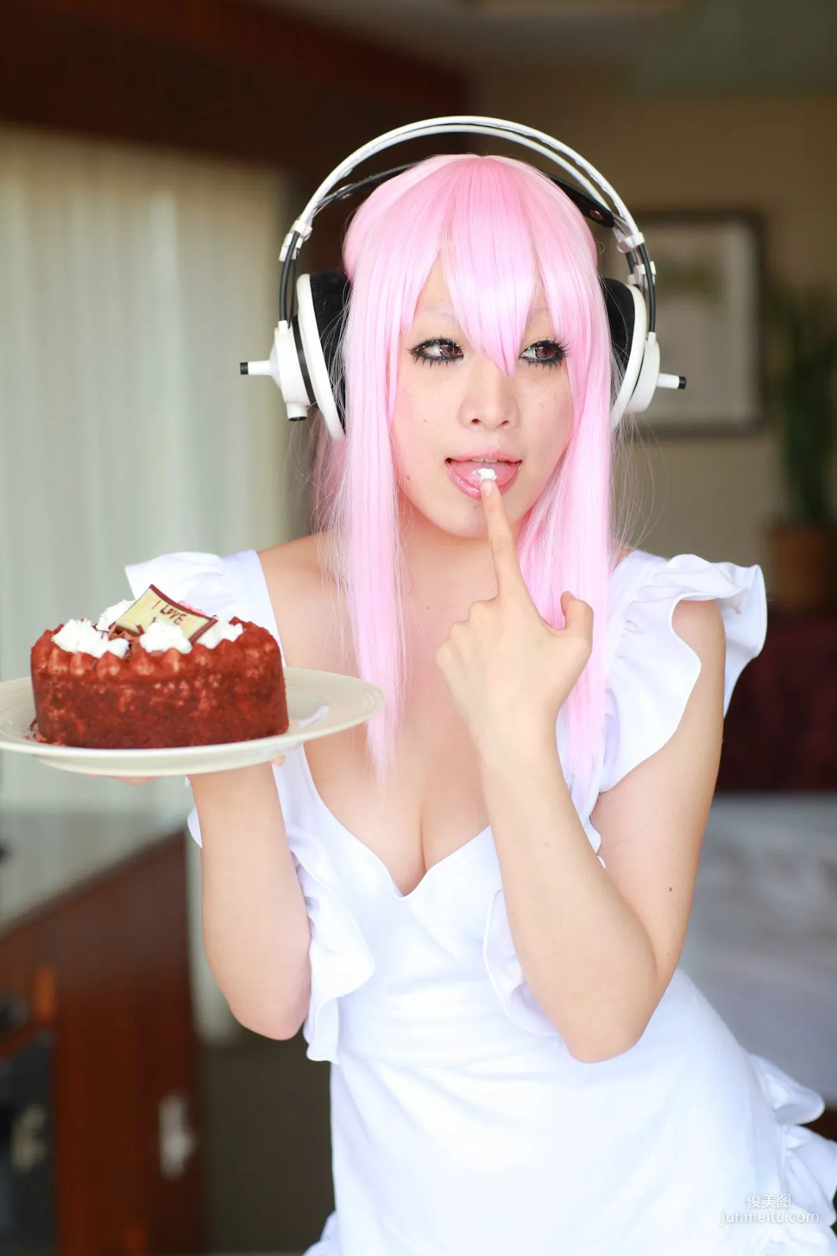 あらい夜魅(Arai Yami)《Sonicomi》Super Sonico 写真集13