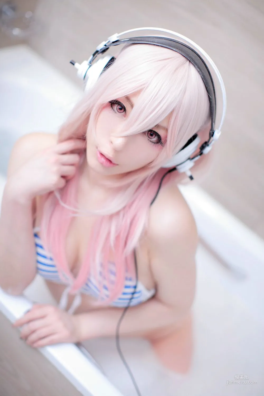 Usagi 《Sonicomi 》Super Sonico [Rabbit hutch] 写真集38