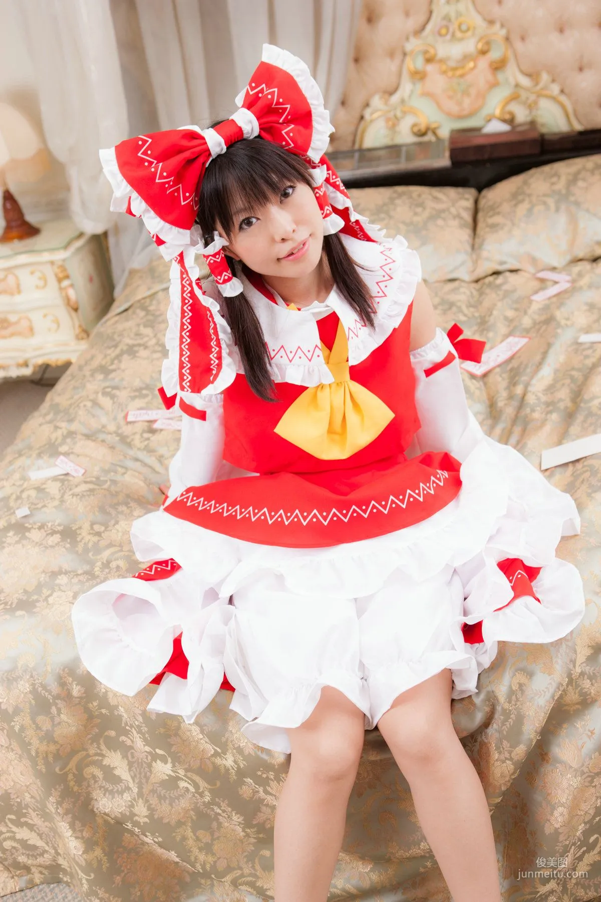 南雲つばさ 《Touhou Project》Hakurei Reimu [@factory] 写真集1