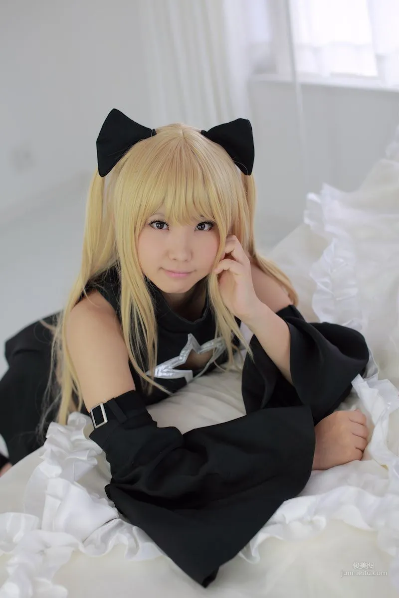 Enako(えなこ) 《To Love-Ru》Konjiki no Yami(金色の闇) 寫真集 13